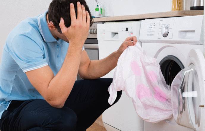 Vetement deteint comment rattraper le linge colore par accident